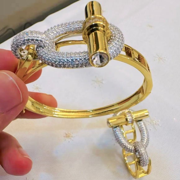 Elegant 10k Gold Silver Buckle Bracelet & Matching Adjustable Double Finger Ring - Picture 5 of 10